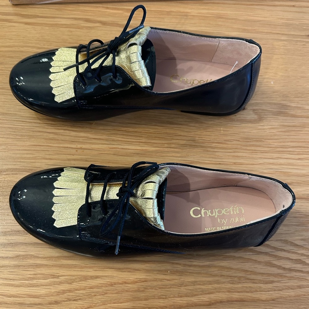 NWT Chupetin dress shoes size 38
